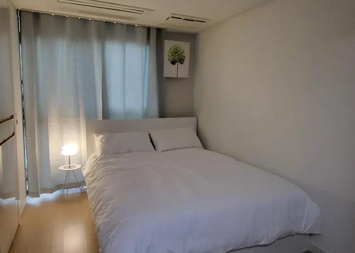 Apartment Hongdae Close, Entire Private #연남, #홍대, #연희 *